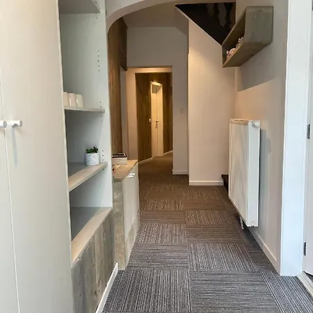Ruime Luxe In Centrum Met Badkamer! Bruges